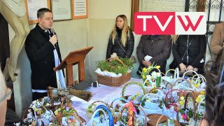 Święcenie pokarmów w wareckich kościołach Mikołaja i Szkaplerznej – 16 kwietnia 2022